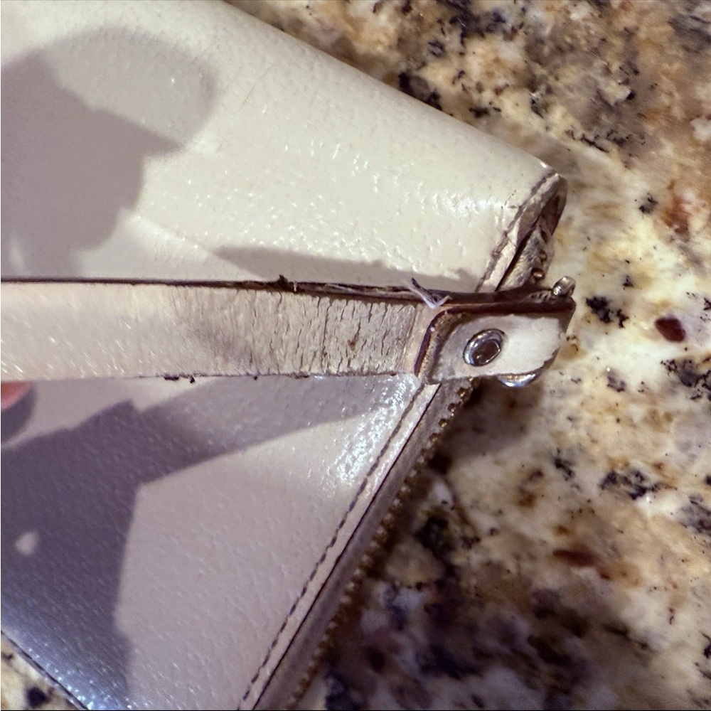 Kate Spade Wellesley Layton Fresh Air Cream Leather Zip Around Wallet Classic - Picture 7 of 7